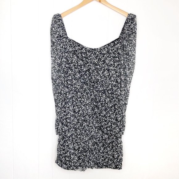 Astr Long Sleeve Floral Dress - Black and White - Picture 5 of 9